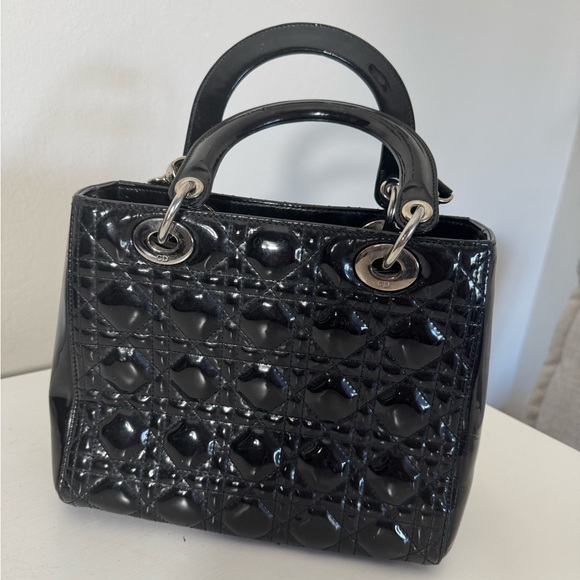 Christian Dior Lady Dior Medium patent bag authentic - Picture 2 of 12